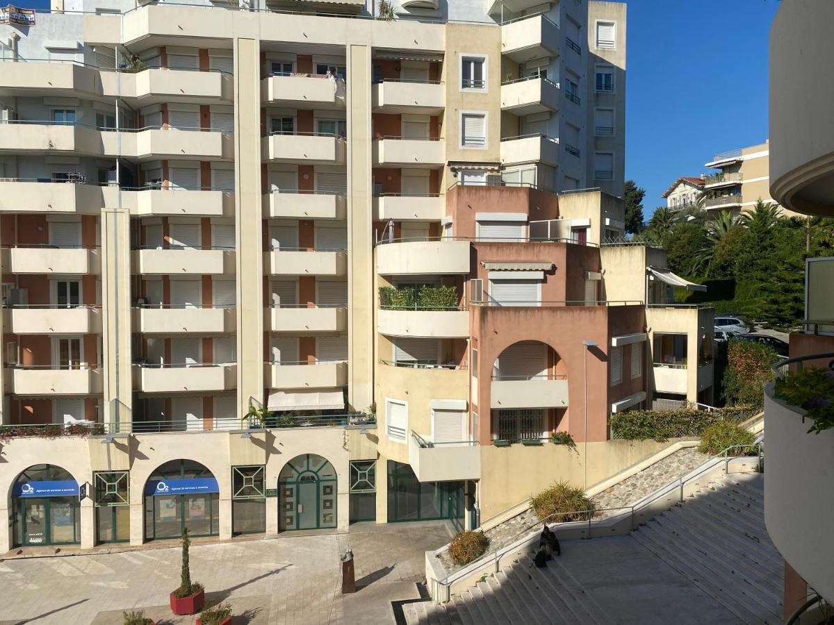 Апартаменты Palais Des Arts, Proche Tram Et Promenade Ницца Экстерьер фото